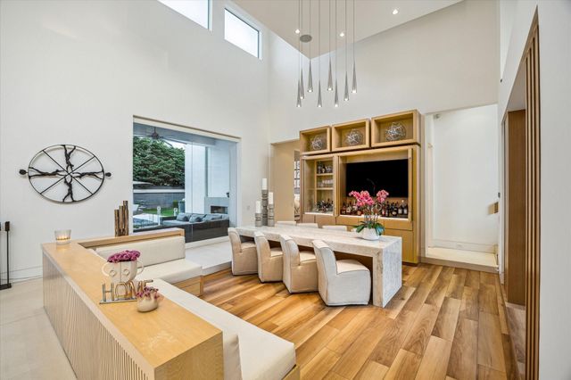 311 Brown Saddle Street, Houston, TX 77057