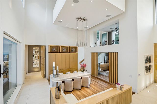 311 Brown Saddle Street, Houston, TX 77057