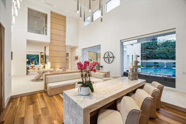 311 Brown Saddle Street, Houston, TX 77057