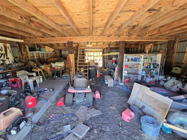 6474 Bear Run Drive, Sanger, TX 76266