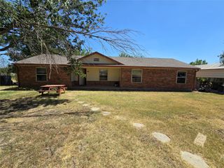 6474 Bear Run Drive, Sanger, TX 76266