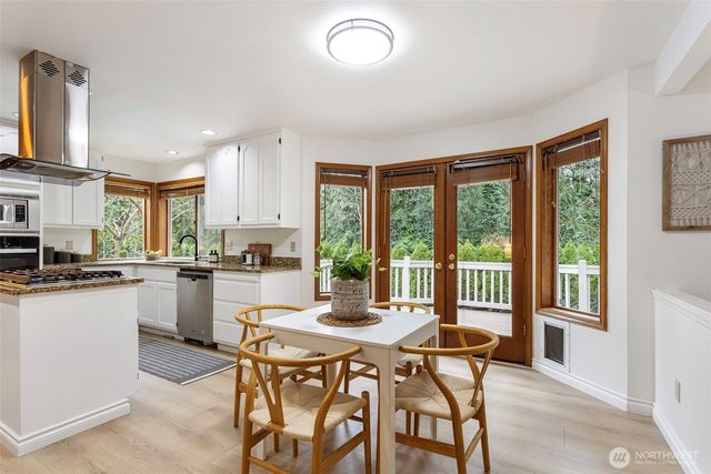 18632 29th Avenue SE, Bothell, WA 98012