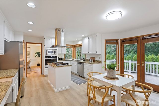 18632 29th Avenue SE, Bothell, WA 98012