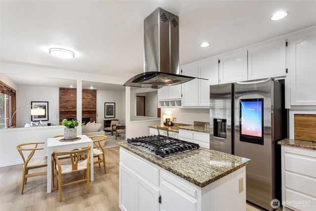 18632 29th Avenue SE, Bothell, WA 98012