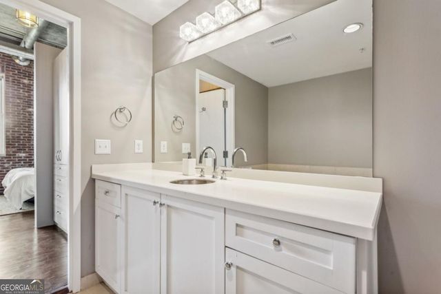 3235 Roswell Road NE 821, Atlanta, GA 30305
