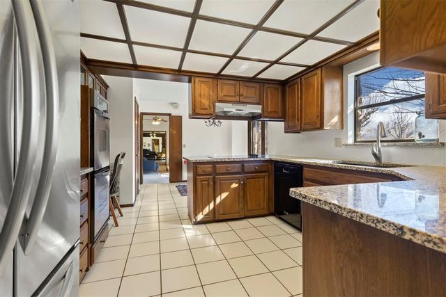 4404 Tamarisk Drive, Oklahoma City, OK 73120