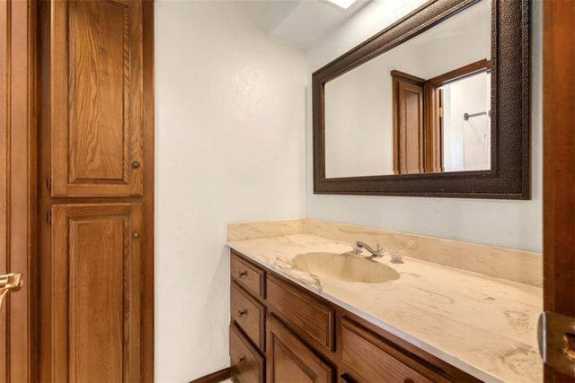 4404 Tamarisk Drive, Oklahoma City, OK 73120