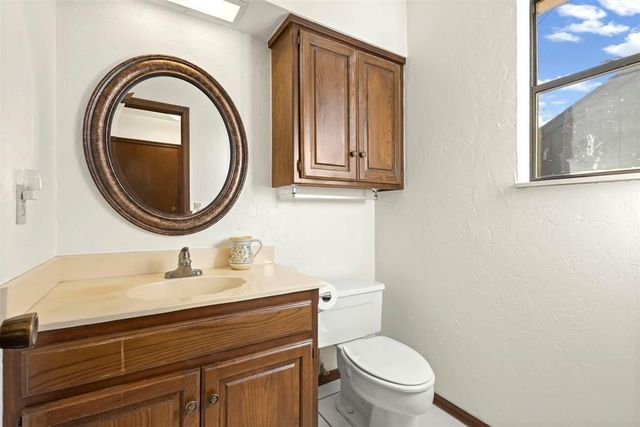 4404 Tamarisk Drive, Oklahoma City, OK 73120