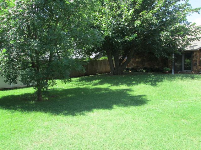 4404 Tamarisk Drive, Oklahoma City, OK 73120