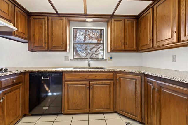 4404 Tamarisk Drive, Oklahoma City, OK 73120