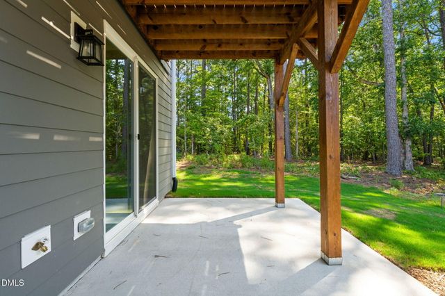 1114 Blackthorn Lane, Durham, NC 27703