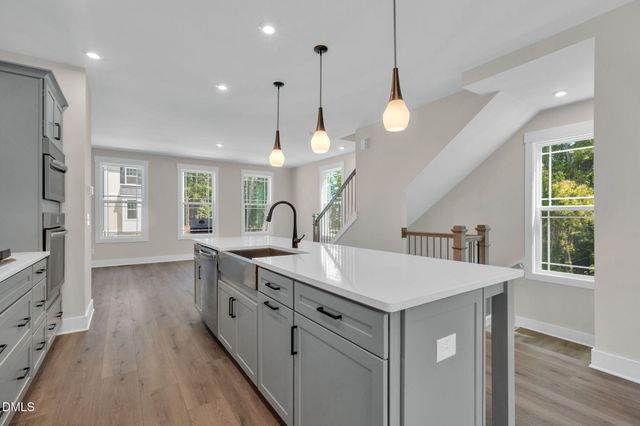 1114 Blackthorn Lane, Durham, NC 27703