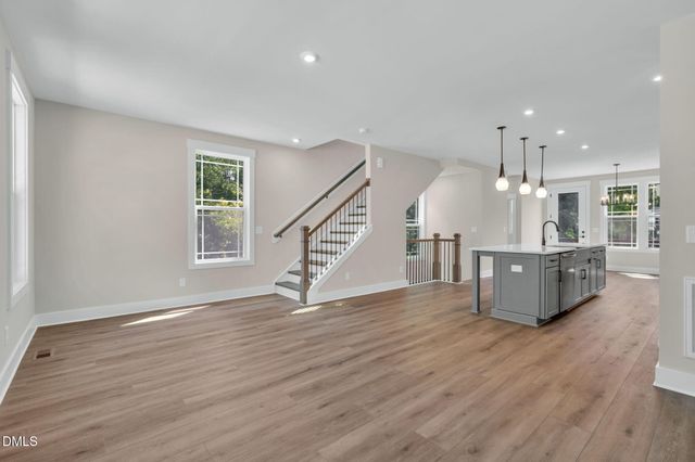 1114 Blackthorn Lane, Durham, NC 27703