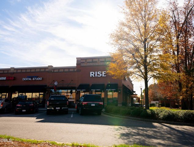 1114 Blackthorn Lane, Durham, NC 27703