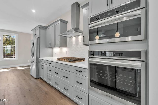 1114 Blackthorn Lane, Durham, NC 27703