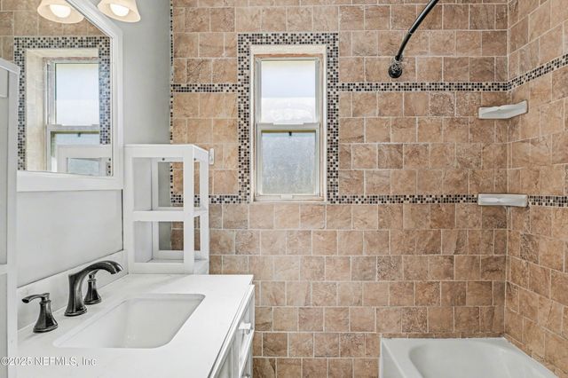 10640 HEMMING Road, Jacksonville, FL 32225