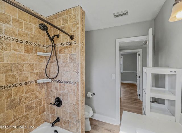 10640 HEMMING Road, Jacksonville, FL 32225