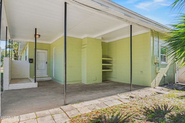 10640 HEMMING Road, Jacksonville, FL 32225