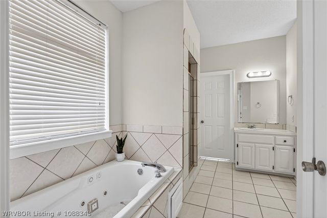 836 Eagle Crest Drive, Alma, AR 72921