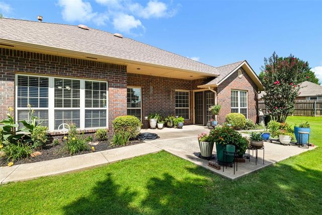 1103 Woodbrook Drive, Purcell, OK 73080