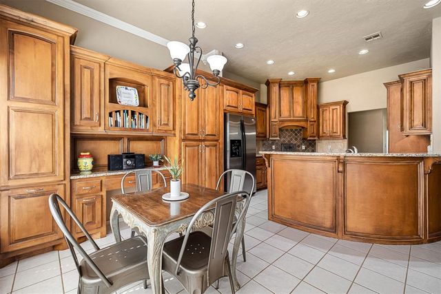 1103 Woodbrook Drive, Purcell, OK 73080