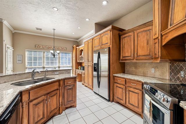 1103 Woodbrook Drive, Purcell, OK 73080