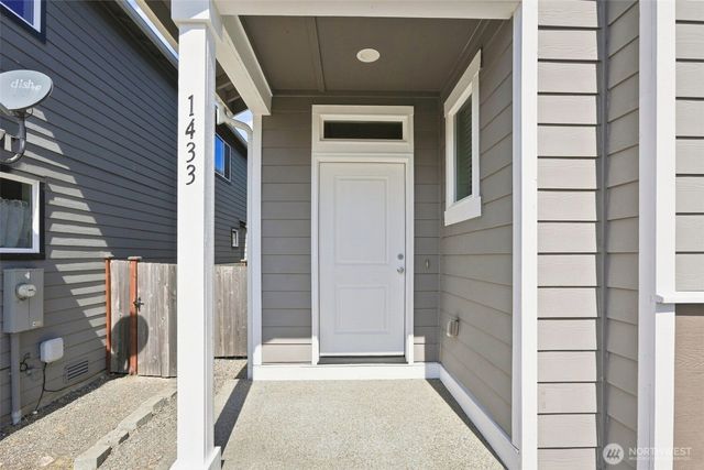1433 E 48th Street, Tacoma, WA 98404