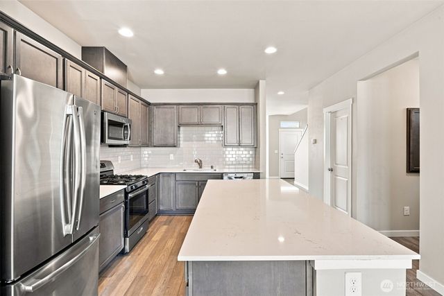 1433 E 48th Street, Tacoma, WA 98404