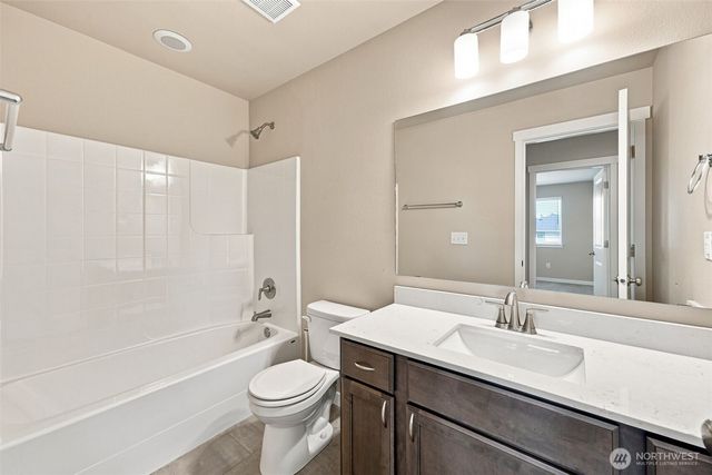 1433 E 48th Street, Tacoma, WA 98404