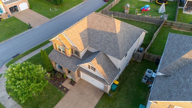 1079 Solomon Ln, Spring Hill, TN 37174