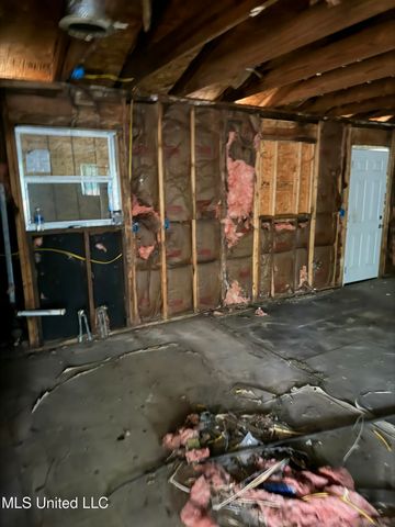 947 Palm Street, Jackson, MS 39212