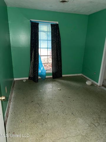 947 Palm Street, Jackson, MS 39212