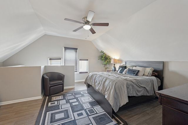 5459 W Walton Street, Chicago, IL 60651