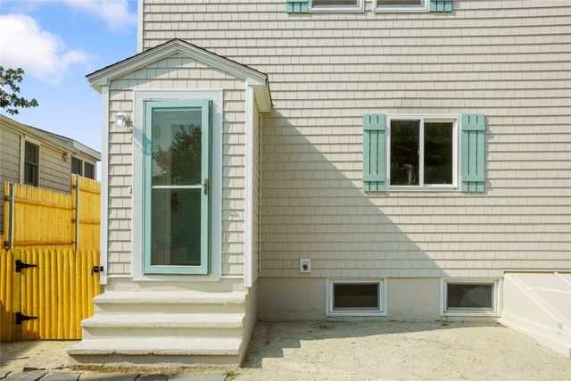 333 Riverside Street, Portsmouth, RI 02871