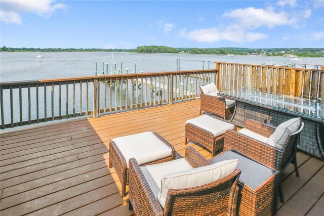 333 Riverside Street, Portsmouth, RI 02871