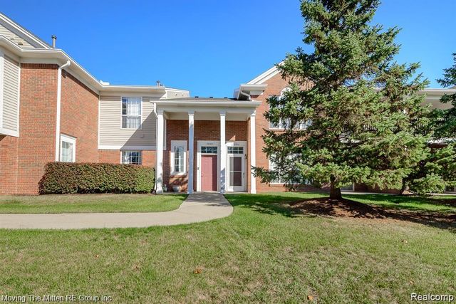 16784 Dover Drive, Northville, MI 48168