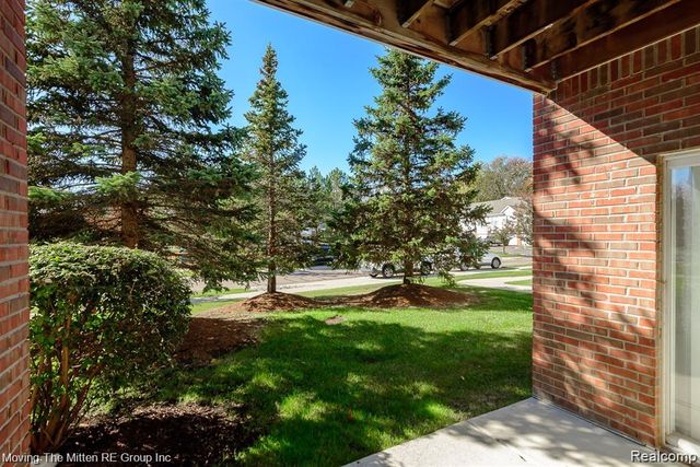 16784 Dover Drive, Northville, MI 48168