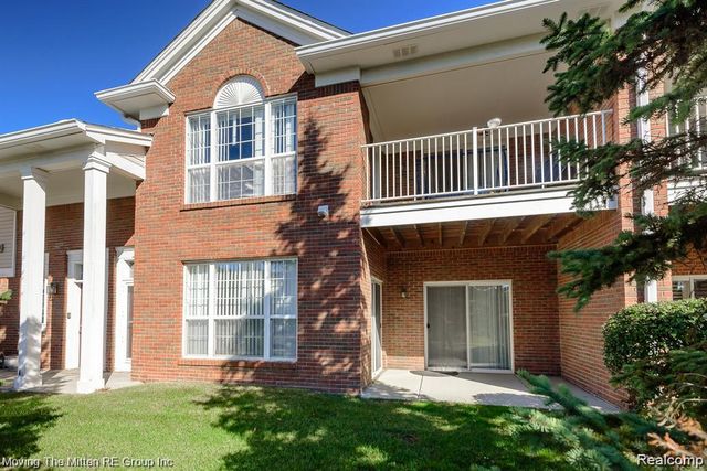 16784 Dover Drive, Northville, MI 48168