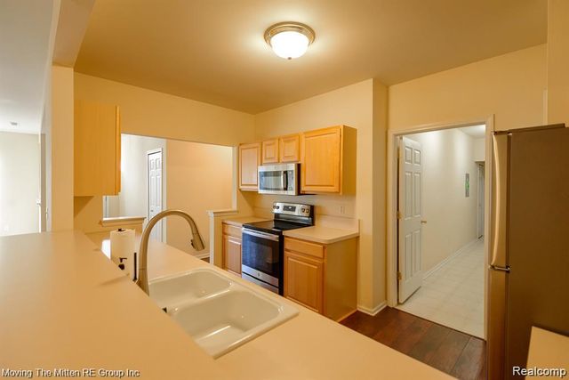 16784 Dover Drive, Northville, MI 48168