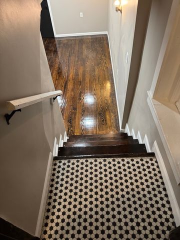 6840 S Champlain Avenue G, Chicago, IL 60637