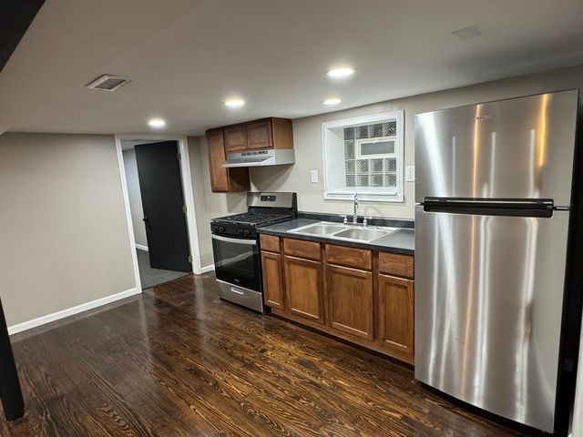 6840 S Champlain Avenue G, Chicago, IL 60637