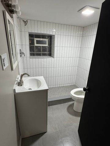 6840 S Champlain Avenue G, Chicago, IL 60637