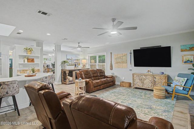213 E Third Street, Long Beach, MS 39560