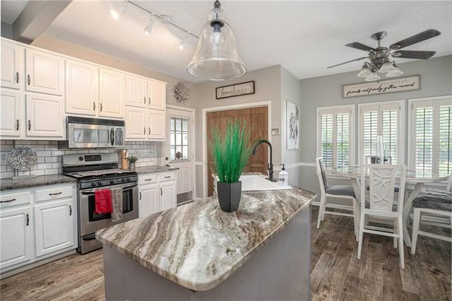 2075 Whispering Pines Lane, Mcdonough, GA 30253