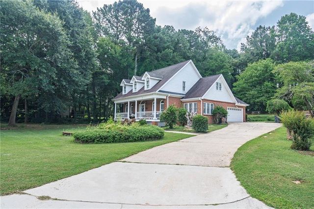 2075 Whispering Pines Lane, Mcdonough, GA 30253