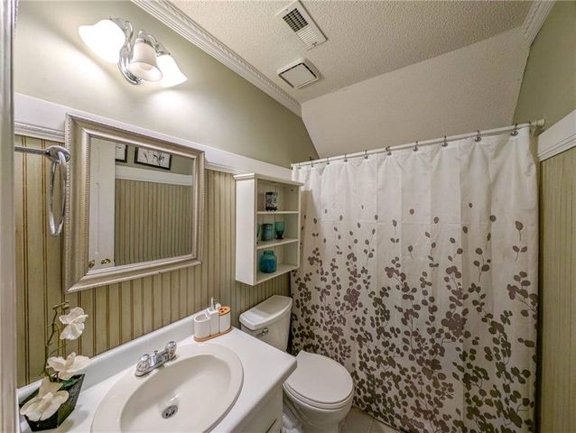 2075 Whispering Pines Lane, Mcdonough, GA 30253