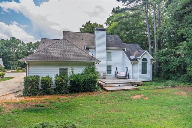 2075 Whispering Pines Lane, Mcdonough, GA 30253