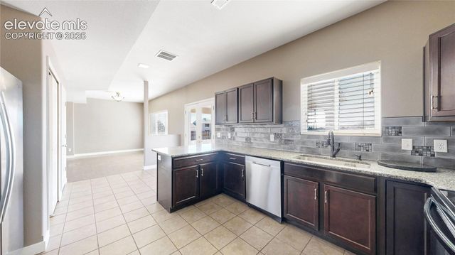 980 W El Nido Drive, Pueblo, CO 81007