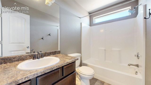 980 W El Nido Drive, Pueblo, CO 81007