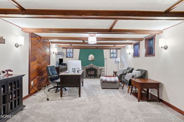 2718 Barrington Drive, Toledo, OH 43606